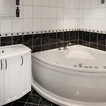 Heningen By Interhome Apartamento Uggdal